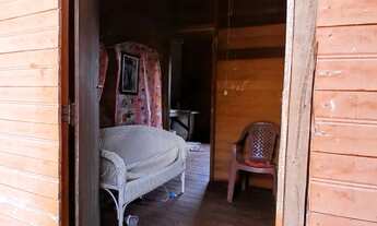 Imagem 3: Casa Com Ponto na Frente Murada