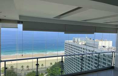 Imagem 4: Apartamento para aluguel e venda possui 210 metros quadrados com 4 quartos