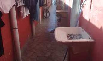 Imagem 4: ALUGA SE QUARTO E COZINHA