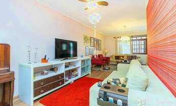 Imagem: Casa para Venda - 300m², 3 dormitórios