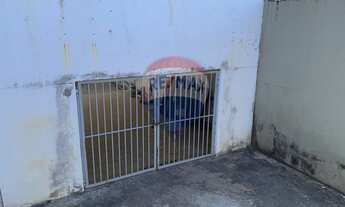 Imagem 3: Casa com 10 salas, 300m² - Venda por R$ 2.350.000 ou Aluguel por R$ 7.600/mês - Prado - Re