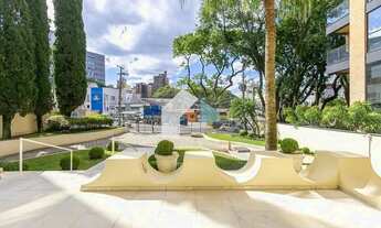 Imagem 5: Apartamento · 115m² · 3 Quartos · 1 Vaga Champagnat/Batel