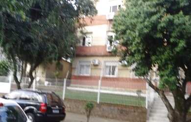 Imagem 2: Apartamento com 2 dormitórios, espaçoso, 70m2, sala, cozinha, banheiro, área de serviço e