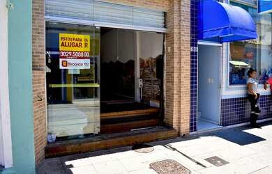 Imagem 2: Edifício comercial de 2 quartos para alugar no bairro Centro