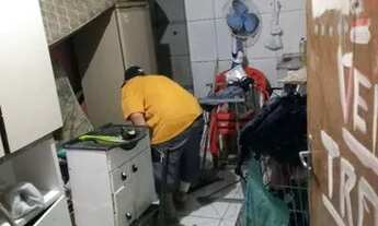 Imagem 6: Quarto e banheiro pia