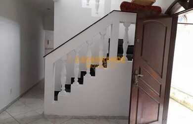 Imagem 7: Casa com -03 quartos, 110mts a Venda no Jardim Valparaíba