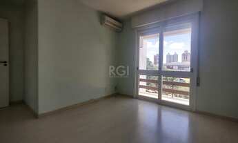 Imagem 4: Cobertura a venda no bairro Menino Deus com 2 dormitórios e 2 vagas de garagem coberta po