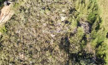 Imagem 6: Terreno Plano com Vista para a Pedra do Baú na Região do Imbiri - Campos do Jordão/SP