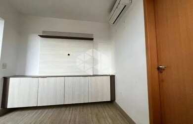 Imagem 3: Apartamento de 2 dormitórios e 1 vaga de garagem, no bairro Humaitá, em Porto Alegre