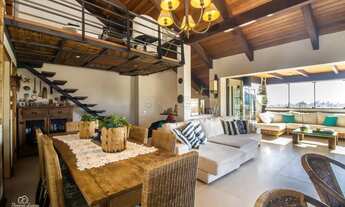 Imagem: Linda cobertura triplex no Petrópolis com