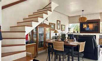 Imagem 7: Casa à Venda no Bairro Centenário 170 m², Terreno Amplo, Lareira e Hidromassag