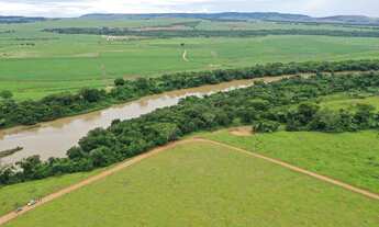 Imagem: Chácaras às margens do rio pardo com escritura