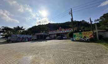 Imagem 2: Loja térrea comercial disponível para locação no bairro São Cristóvão, em Balneário Piçarr