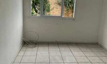 Imagem 7: Apartamento de 2 Dormitórios para Venda Próximo à Cel. Massot