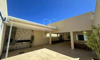 Imagem 3: CASA REFORMADA À VENDA EM ARNIQUEIRAS 3 QUARTOS (1 SUÍTE