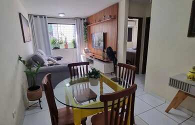 Imagem 2: Apartamento reformado com 2 quartos no Ed. Elpidio Calado Olinda