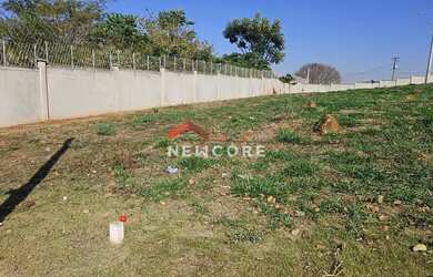 Imagem 2: Lote em condomínio em Avenida Romulo Lupo - Parque Laranjeiras - Araraquara/SP