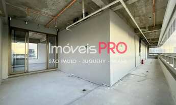 Imagem 4: Cobertura duplex com 520 m² no Itaim Bibi | Ao lado do Patio Victor Malzoni