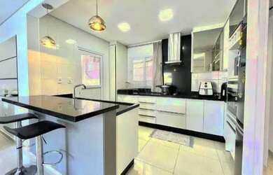 Imagem 6: Casa com Piscina e churrasqueira para Alugar em Palhoça/SC