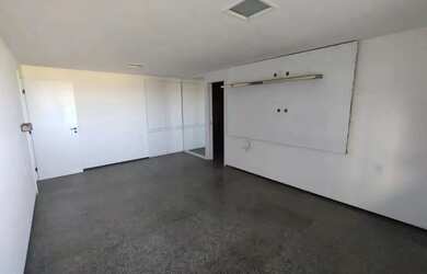 Imagem 6: Imóvel para venda com 225 metros quadrados com 4 quartos em Meireles - Fortaleza - CE