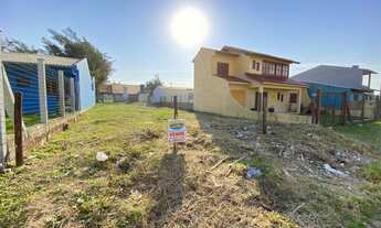 Imagem 4: Terreno pronto para construção a 50m do mar