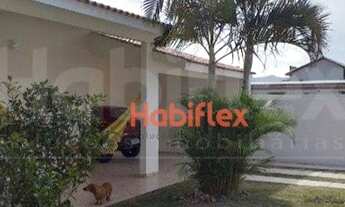 Imagem 3: Casa a venda, com 5 quartos, em ótima localização no bairro Campeche