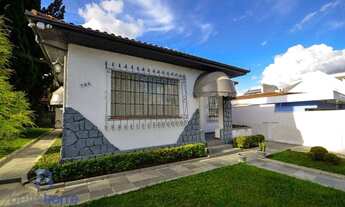 Imagem 5: Linda Casa Térrea à venda com 04 quartos, 238m² úteis - Lote 525m² - Bairro Bom Retiro em