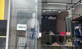 Imagem 2: Loja de Roupas Galpão / depósito com 2 vagas na garagem