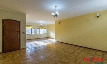 Imagem 2: Casa com 3 Suítes para alugar, 327 m² por R$ 4.200/mês - Jardim Bela Vista - Valinhos/SP