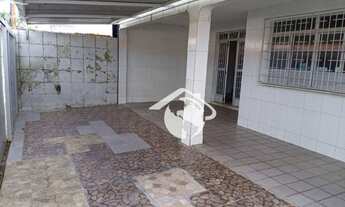 Imagem 4: Casa com 5 dormitórios para alugar por R$ 1.600,00/mês - São Conrado - Aracaju/SE