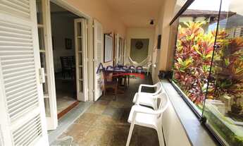 Imagem: Casa charmosa, 5 quartos (2 suites) 284m²