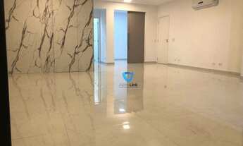 Imagem 3: Maravilhosa REFORMA Casa no Tamboré 5 com 3 dormitorios sendo 1 suite, ar condicionado e a