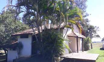 Imagem 2: Kitnet Completa com Deck e muito Jardim, Wifi, Cama de Casal Mobiliado Barão Geraldo