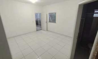 Imagem 6: Excelente Aptº 1 quarto - R$700,00 + 80,00 (Condomínio, água e IPTU)