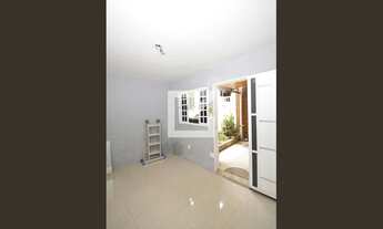 Imagem 6: Casa para Aluguel - Irajá, 2 Quartos, 60 m2