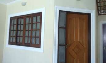 Imagem 6: Sobrado para aluguel possui 113 metros quadrados com 3 quartos