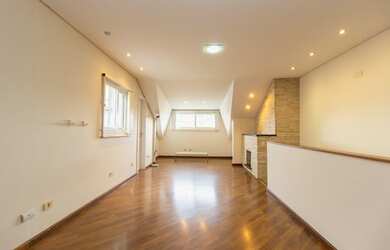 Imagem 2: Sobrado Triplex ,3 quartos ,191m²,3 vagas,bairro Jardim das Américas Curitiba PR