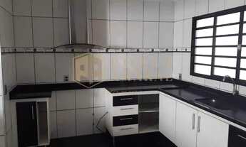 Imagem 3: Linda casa no Gasparini, com 3 quartos, sendo uma suite com closet