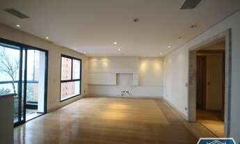 Imagem: Espaçoso Apartamento a venda em uma das