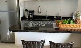 Imagem 6: Apartamento para venda com 77 metros quadrados com 2 quartos em Carianos - Florianópolis