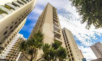 Imagem 2: Rua tranquila e arborizada, fora de rota, a melhor localização do bairro