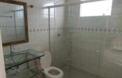 Imagem 3: Casa para venda com 210 metros quadrados com 3 quartos