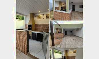 Imagem 3: Vendo linda casa com piscina e churrasqueira