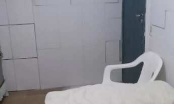 Imagem 4: Quartos individual mobiliado com cozinha privativa para moças ao lado do Jardim Botânico