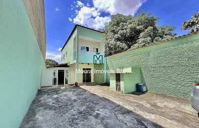 Imagem: Casa á venda com 2 quartos, 4 vagas no