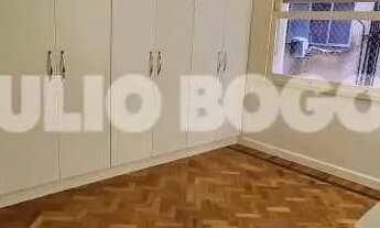 Imagem 6: Reformadíssimo Imóvel 3qts Leme 193m2 espetacular