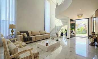 Imagem 6: Casa no condomínio Brisas do Lago para venda com 3 quartos, sendo 3 suítes , 315m²