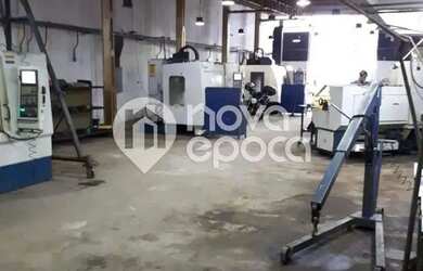 Imagem 2: Olaria Galpão / depósito com 4 vagas na garagem