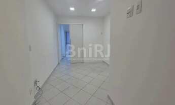 Imagem 2: Centro Empresarial Office Tower- 30m2