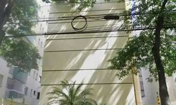 Imagem 2: Kitnet à venda na Zona 7 de Maringá com 1 Quarto e Sacada